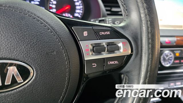 Kia K7 3.0 LPI Luxury (Rental Car) 2016 — фото 35