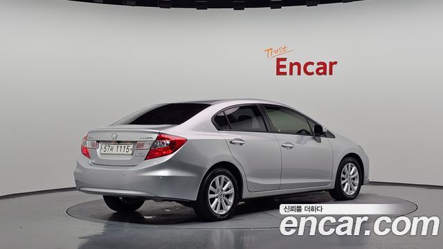 Honda Civic 1.8 EX 9th 2012 — фото 2
