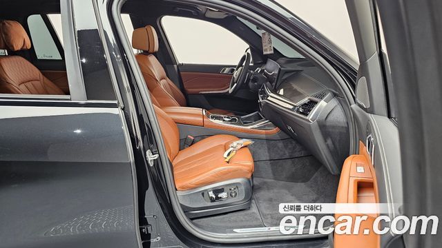 BMW X7 (G07) xDrive 40i M Sport 6STR 2025 — фото 26