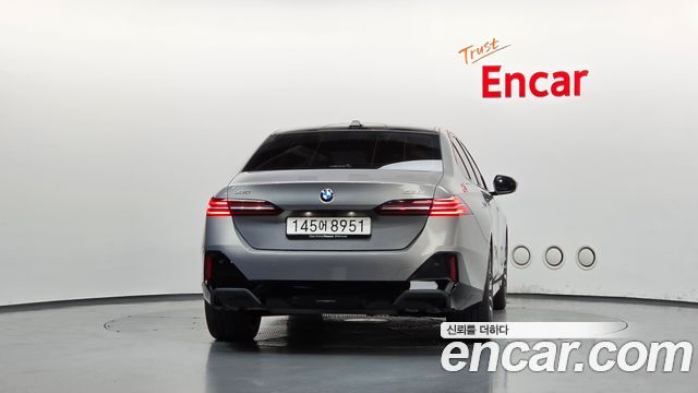 BMW 5 Series (G60) 530i xDrive M Sport 2026 — фото 4