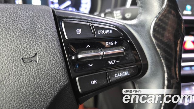 Hyundai Grandeur (IG) 3.0 Exclusive 2018 — фото 21