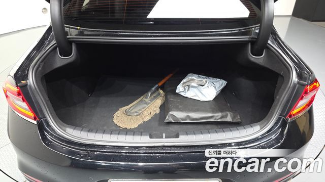 Hyundai Grandeur (IG) 3.0 Exclusive 2018 — фото 24