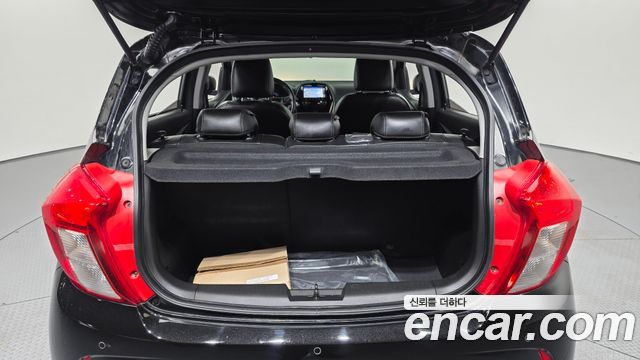 Chevrolet Spark LT 2021 — фото 15