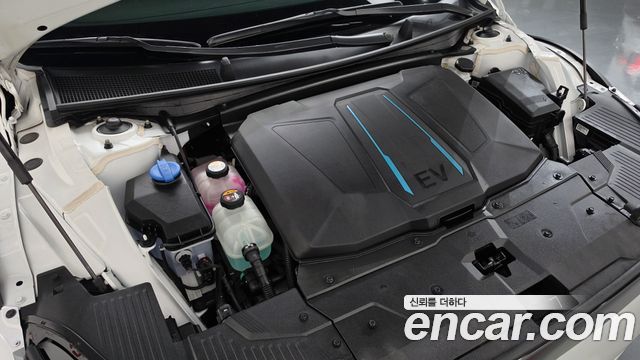 Hyundai Ioniq 5 Long range Commercial Long Range Package 2023 — фото 6