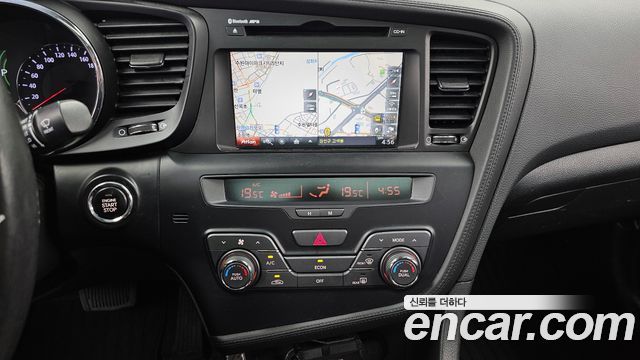 Kia K5 Hybrid Luxury 2014 — фото 14