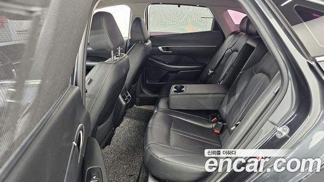 Hyundai Sonata (DN8) 2.0 Premium Family 2021 — фото 12