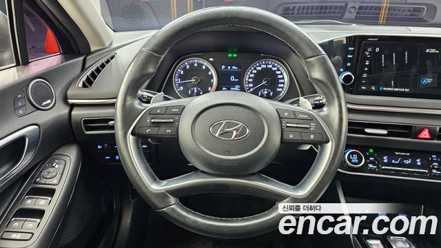 Hyundai Sonata (DN8) 2.0 Premium Family 2021 — фото 13