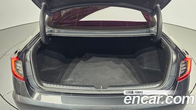 Hyundai Sonata (DN8) 2.0 Premium Family 2021 — фото 20