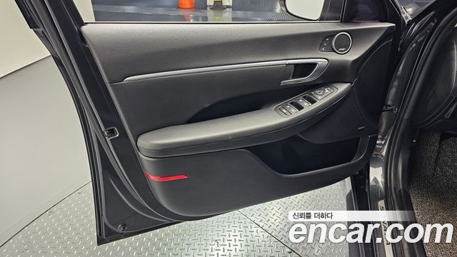 Hyundai Sonata (DN8) 2.0 Premium Family 2021 — фото 24