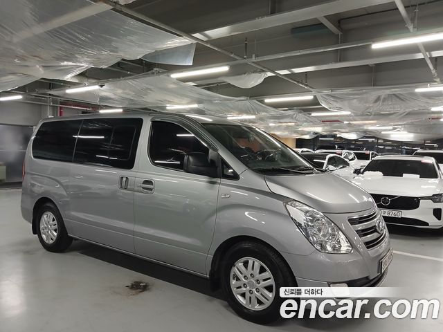 Hyundai Grand Starex 5-Seater VAN Smart 2017 — фото 2