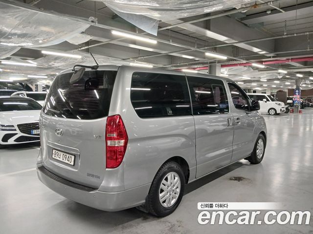 Hyundai Grand Starex 5-Seater VAN Smart 2017 — фото 3