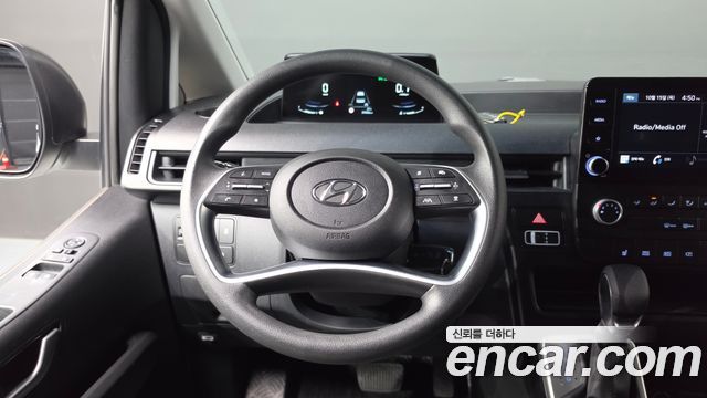 Hyundai Staria Cargo 5-Seater Smart 2022 — фото 13