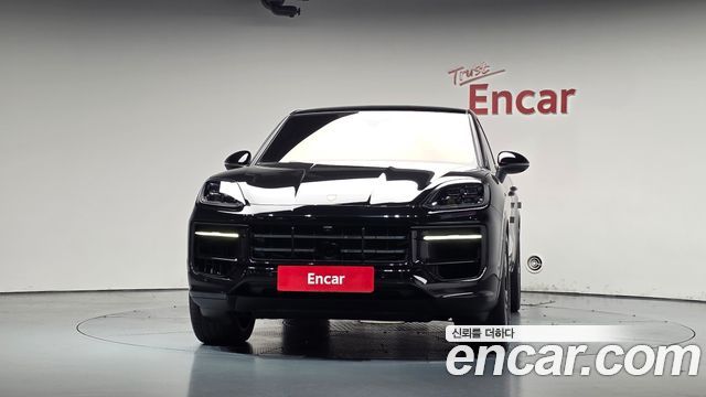 Porsche Cayenne (PO536) 3.0 S E-Hybrid Coupe 2025 — фото 3