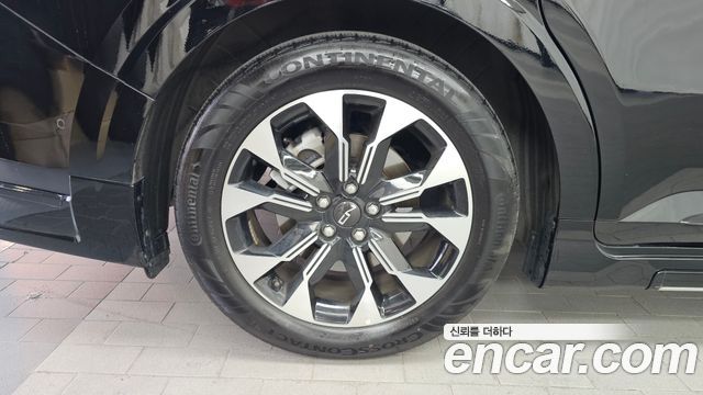 Kia Carnival (IV) Gasoline 9-Seater Signature 2023 — фото 5
