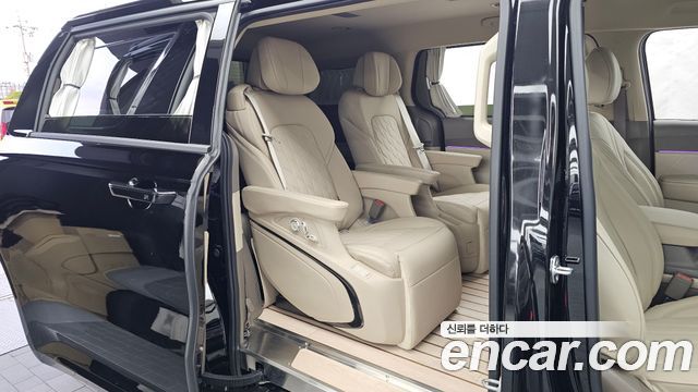 Kia Carnival (IV) Gasoline 9-Seater Signature 2023 — фото 16
