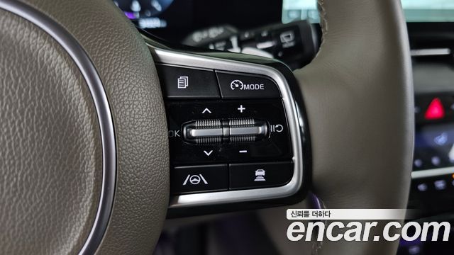 Kia Carnival (IV) Gasoline 9-Seater Signature 2023 — фото 21