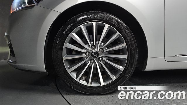 Kia K7 3.0 LPI Prestige (Rental Car) 2016 — фото 5