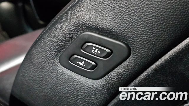 Kia K7 3.0 LPI Prestige (Rental Car) 2016 — фото 28