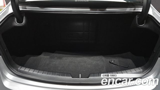 Kia K7 3.0 LPI Prestige (Rental Car) 2016 — фото 33