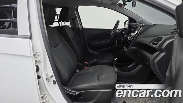 Chevrolet Spark Van 2020 — фото 11