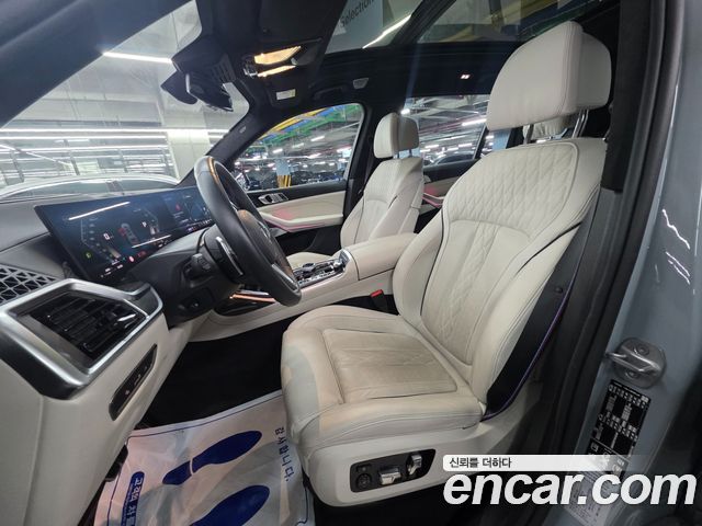 BMW X7 (G07) M60i xDrive M sport 6STR 2025 — фото 10