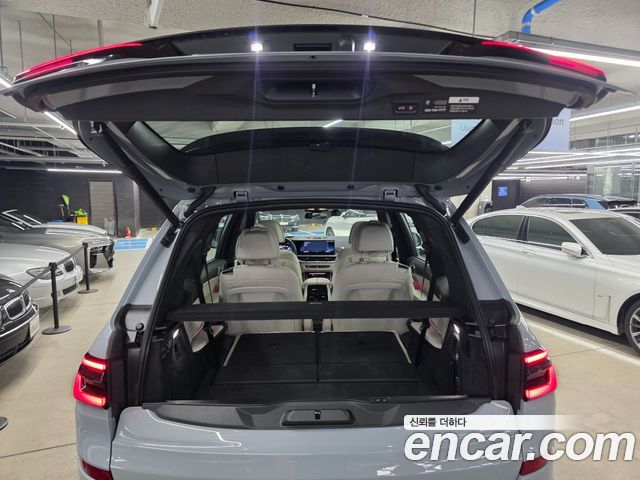 BMW X7 (G07) M60i xDrive M sport 6STR 2025 — фото 23