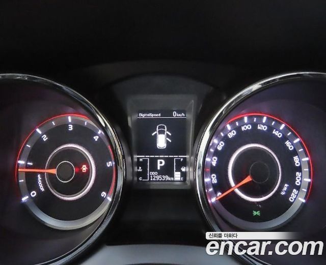 KG Mobility (SsangYong) Tivoli Air Diesel IX 2WD 2016 — фото 5