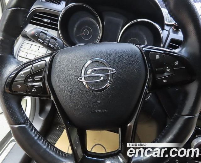 KG Mobility (SsangYong) Tivoli Air Diesel IX 2WD 2016 — фото 9