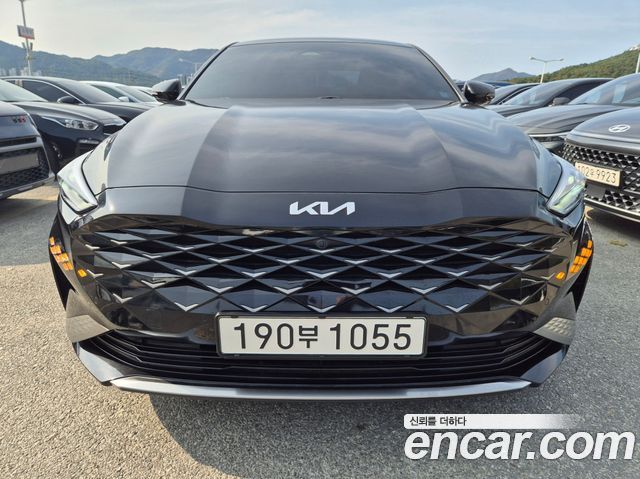Kia K8 Hybrid Noblesse