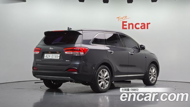 Kia Sorento Diesel 2.0 2WD Noblesse Special 2015 — фото 2