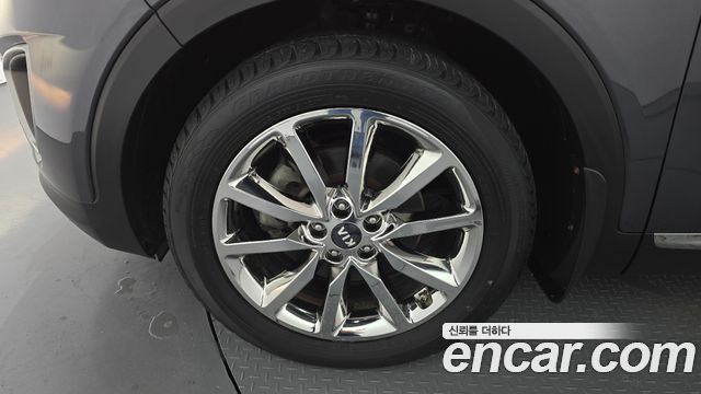 Kia Sorento Diesel 2.0 2WD Noblesse Special 2015 — фото 5