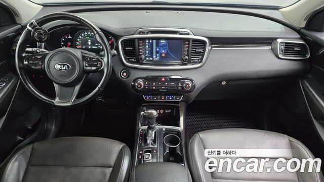 Kia Sorento Diesel 2.0 2WD Noblesse Special 2015 — фото 7