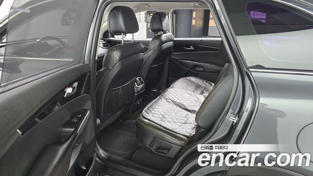 Kia Sorento Diesel 2.0 2WD Noblesse Special 2015 — фото 11