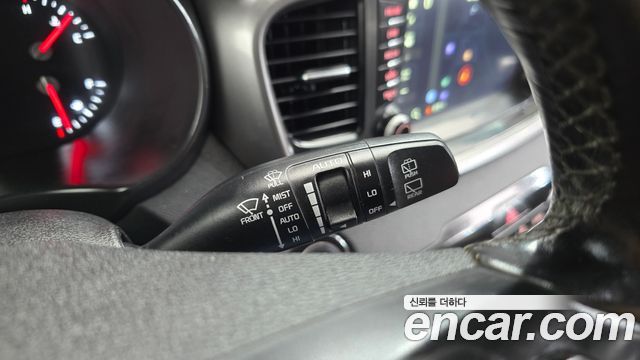Kia Sorento Diesel 2.0 2WD Noblesse Special 2015 — фото 20