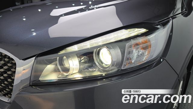 Kia Sorento Diesel 2.0 2WD Noblesse Special 2015 — фото 22