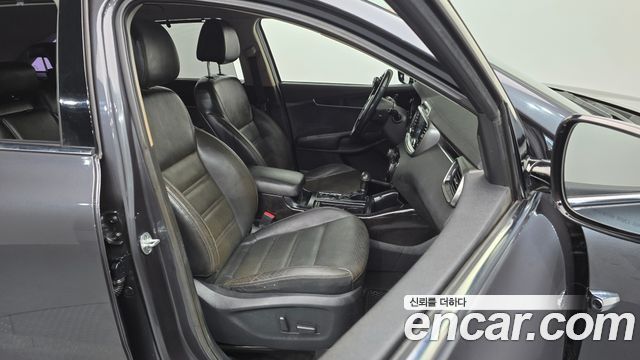 Kia Sorento Diesel 2.0 2WD Noblesse Special 2015 — фото 26