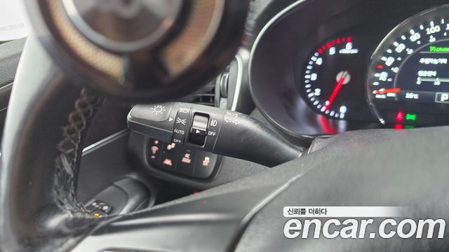 Kia Sorento Diesel 2.0 2WD Noblesse Special 2015 — фото 29