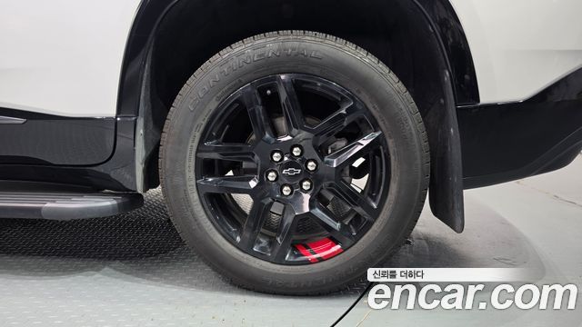 Chevrolet Traverse 3.6 AWD Redline 2022 — фото 5