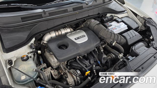 Hyundai Kona 1.6 Turbo 2WD Modern Art 2019 — фото 6