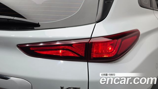 Hyundai Kona 1.6 Turbo 2WD Modern Art 2019 — фото 23
