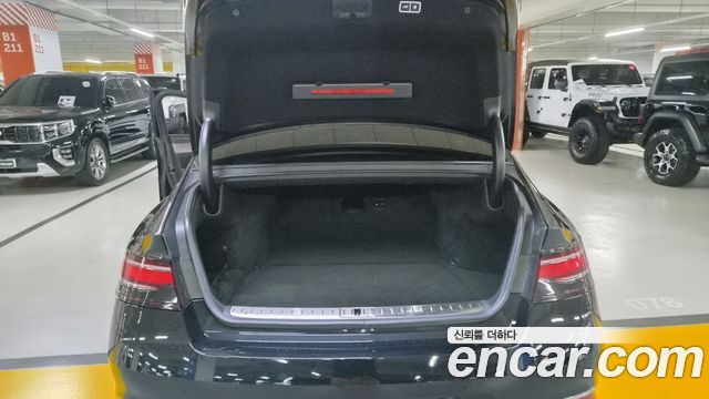 Genesis G90 (RS4) Gasoline 3.5 Turbo AWD 2023 — фото 17