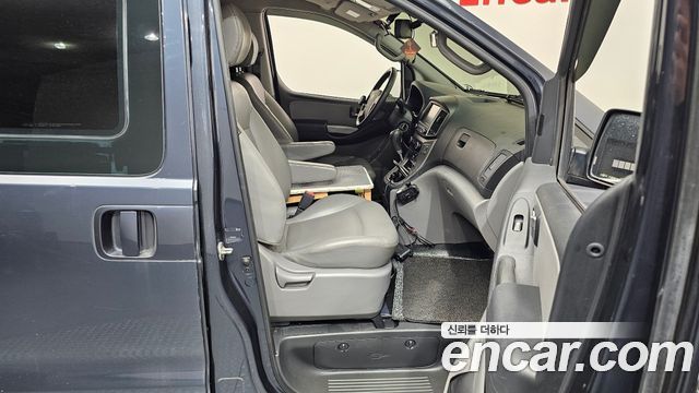 Hyundai Grand Starex Extraordinary Equipment-Installed Vehicle 2017 — фото 26
