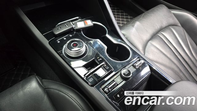 Kia K5 Hybrid (III) Signature 2020 — фото 9