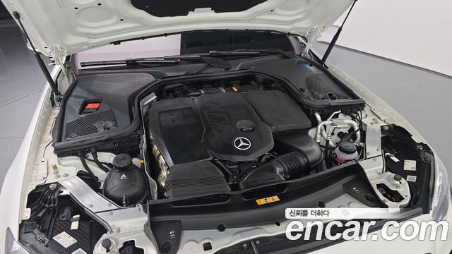 Mercedes-Benz E-Class (W213) E300d 4MATIC Coupe 2023 — фото 6