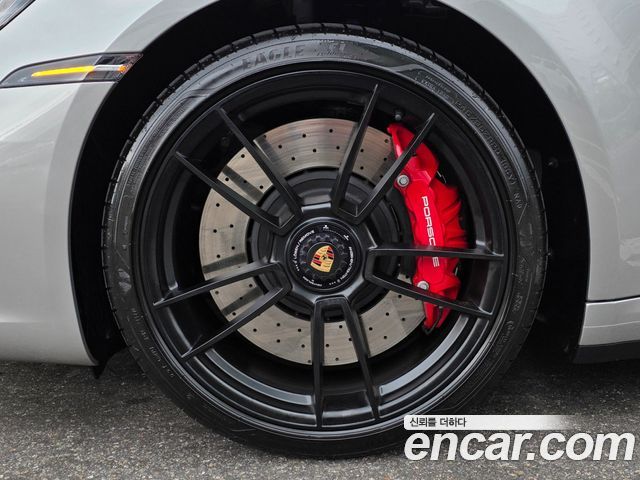 Porsche 911 (992) Carrera 4 GTS 2023 — фото 5