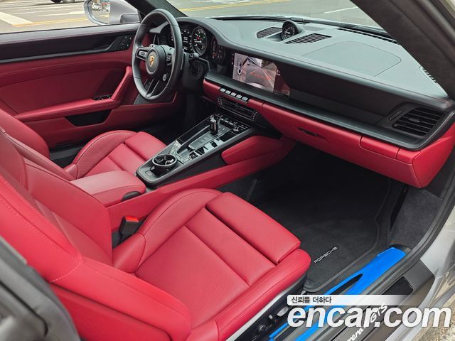 Porsche 911 (992) Carrera 4 GTS 2023 — фото 16