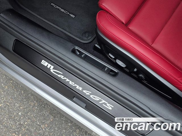 Porsche 911 (992) Carrera 4 GTS 2023 — фото 23
