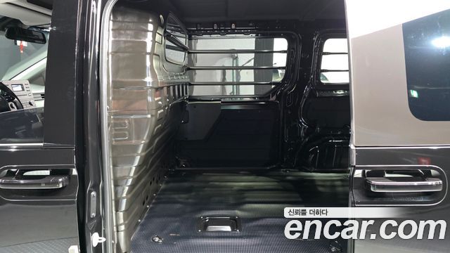 Hyundai Staria Cargo 3-Seater Modern 2025 — фото 11
