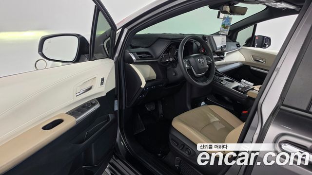 Toyota Sienna (IV) 2.5 Hybrid AWD 2024 — фото 10