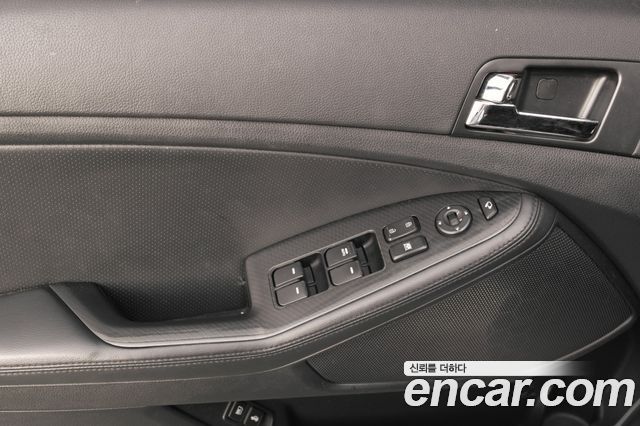 Kia K5 Hybrid Luxury 2013 — фото 17